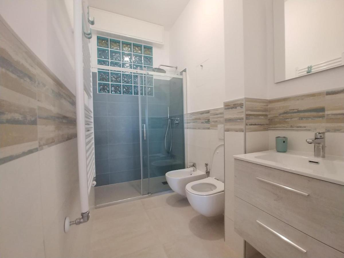 Super Vista Al Grattacielo Di Lavagna Apartman Kültér fotó